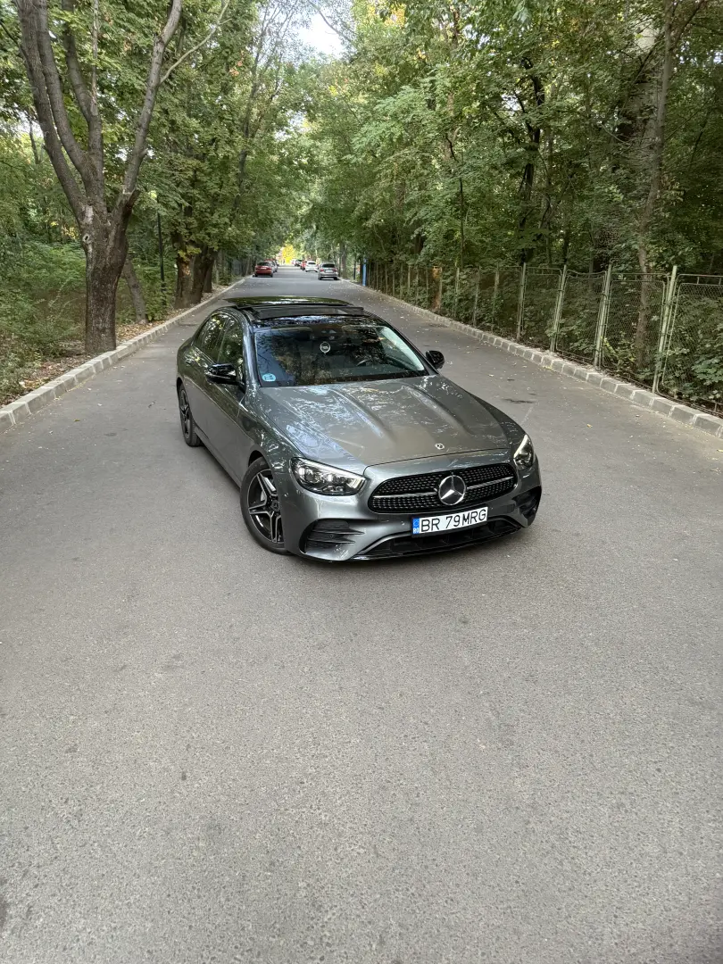 Mercedes-Benz E 220