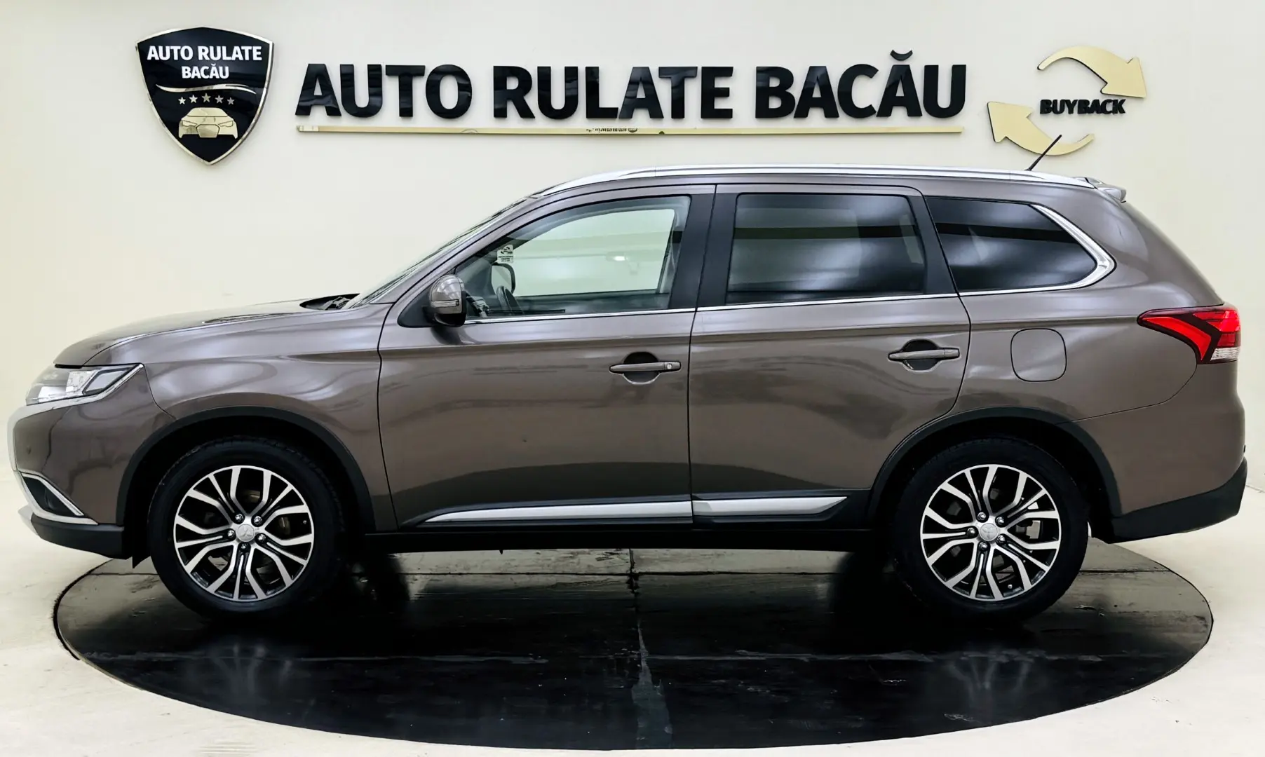 Mitsubishi Outlander 2.3d 150CP 4x4 2016 Euro 6