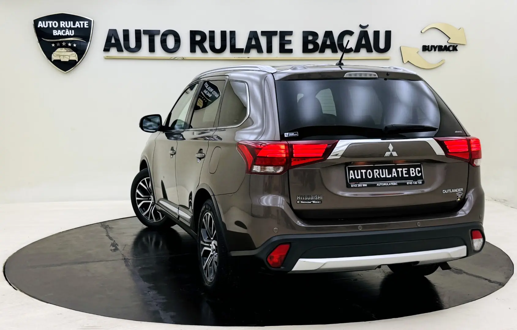 Mitsubishi Outlander 2.3d 150CP 4x4 2016 Euro 6