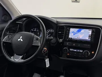 Mitsubishi Outlander 2.3d 150CP 4x4 2016 Euro 6