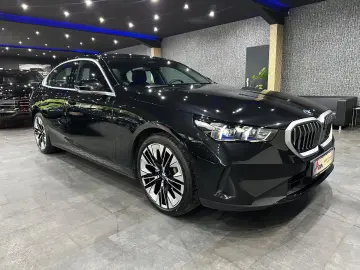 520 d Limousine /LEDER /HEAD-UP /360°KAM/ 20ZOLL