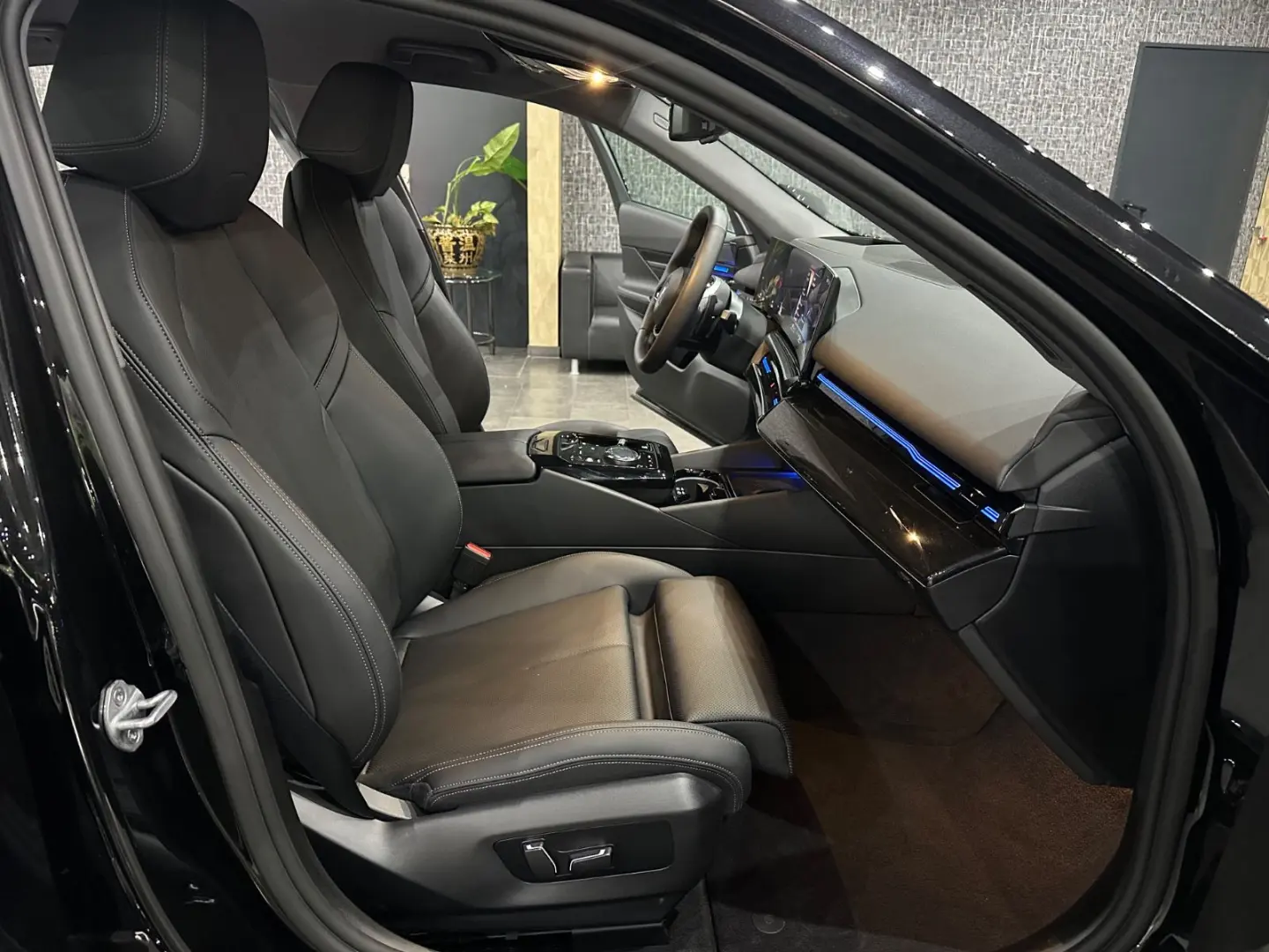 520 d Limousine /LEDER /HEAD-UP /360°KAM/ 20ZOLL