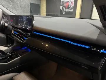 520 d Limousine /LEDER /HEAD-UP /360°KAM/ 20ZOLL