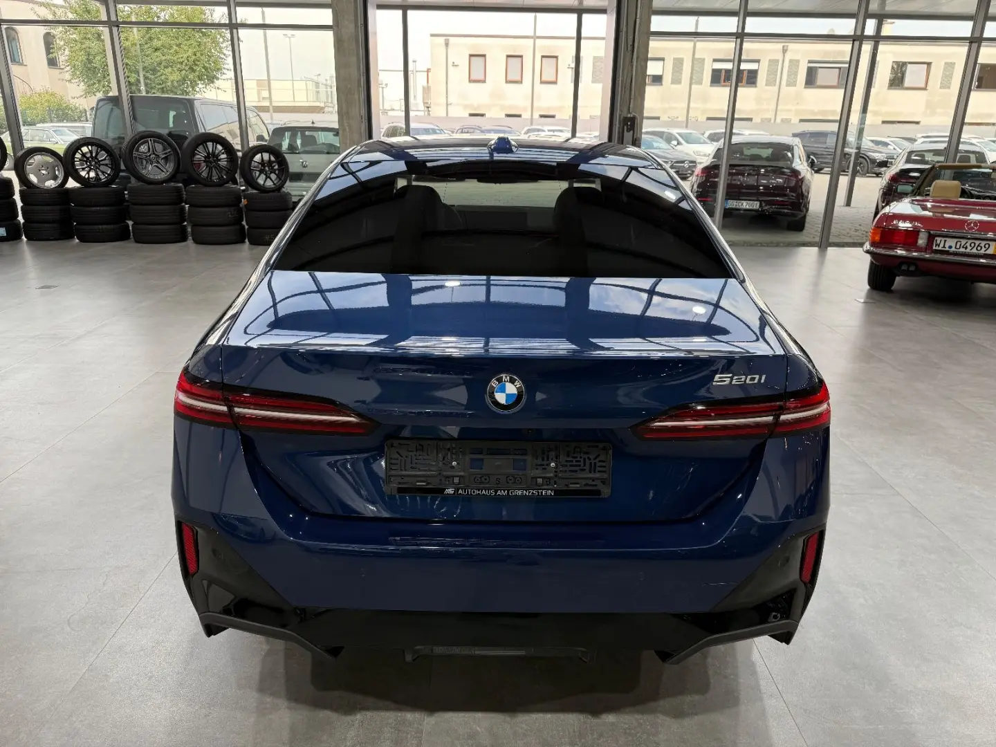520 i M Sport*LED*AHK*Shadow*H&K*360°*Carbon
