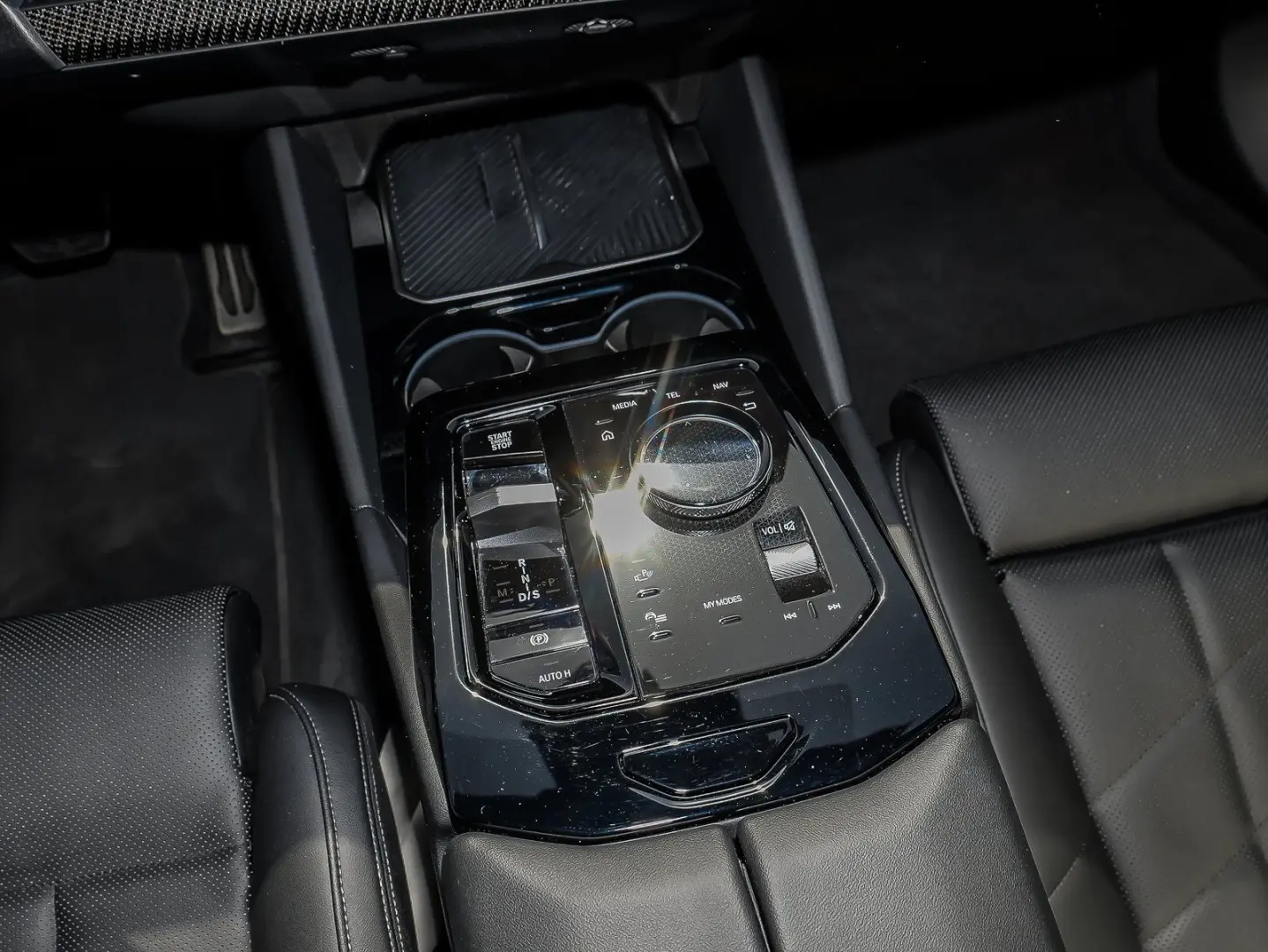 520i M Sport Pro Pano Iconic Glow DA+ H/K