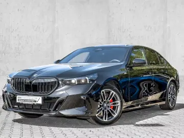 520i M Sport Pro Pano Iconic Glow DA  H K
