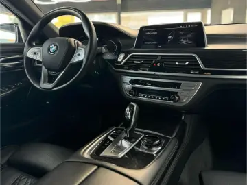 750 i xDrive *LASER*360*MASSAGE*SOFT*HUD*H&K*
