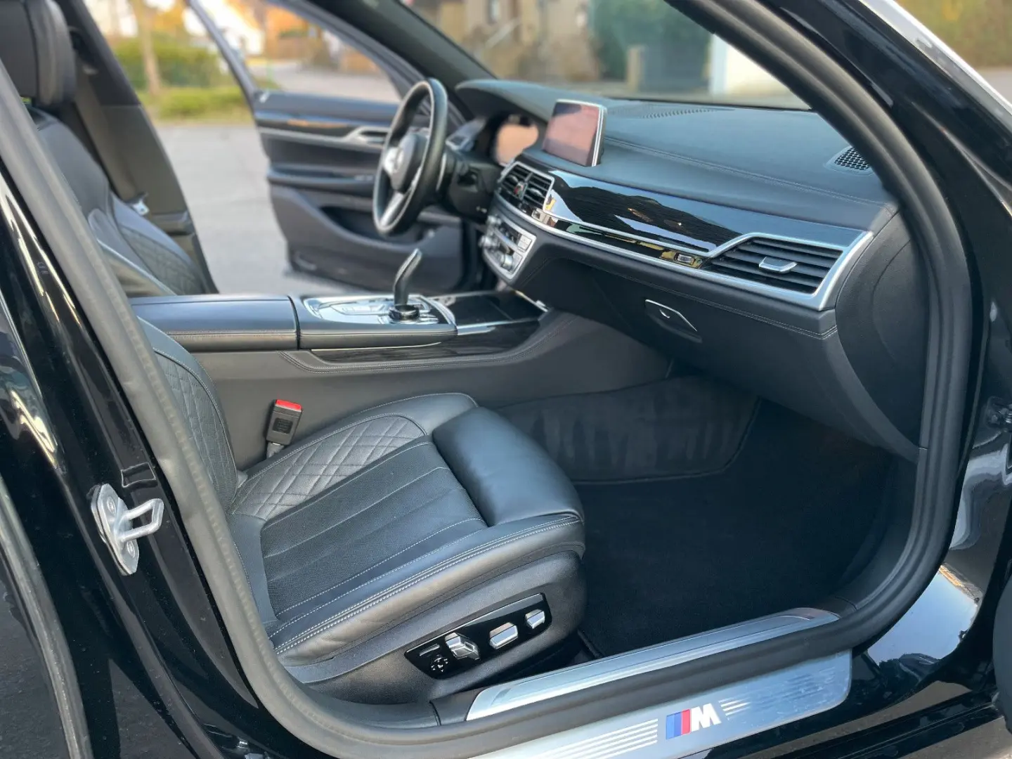 750Li xDrive M-SPORT LANG/GARANTIE/LASER/GESTIK