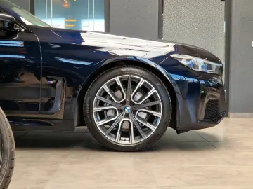 730d M-Sport*LED*Sound*Navi*Head Up*