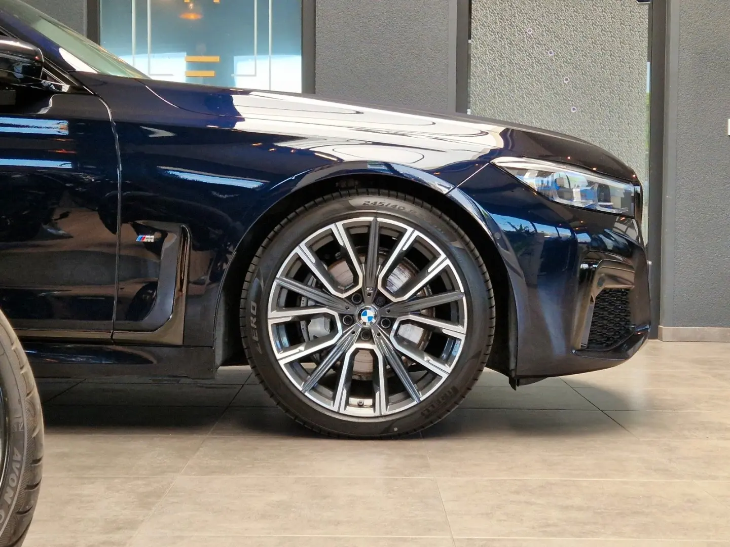 730d M-Sport*LED*Sound*Navi*Head Up*