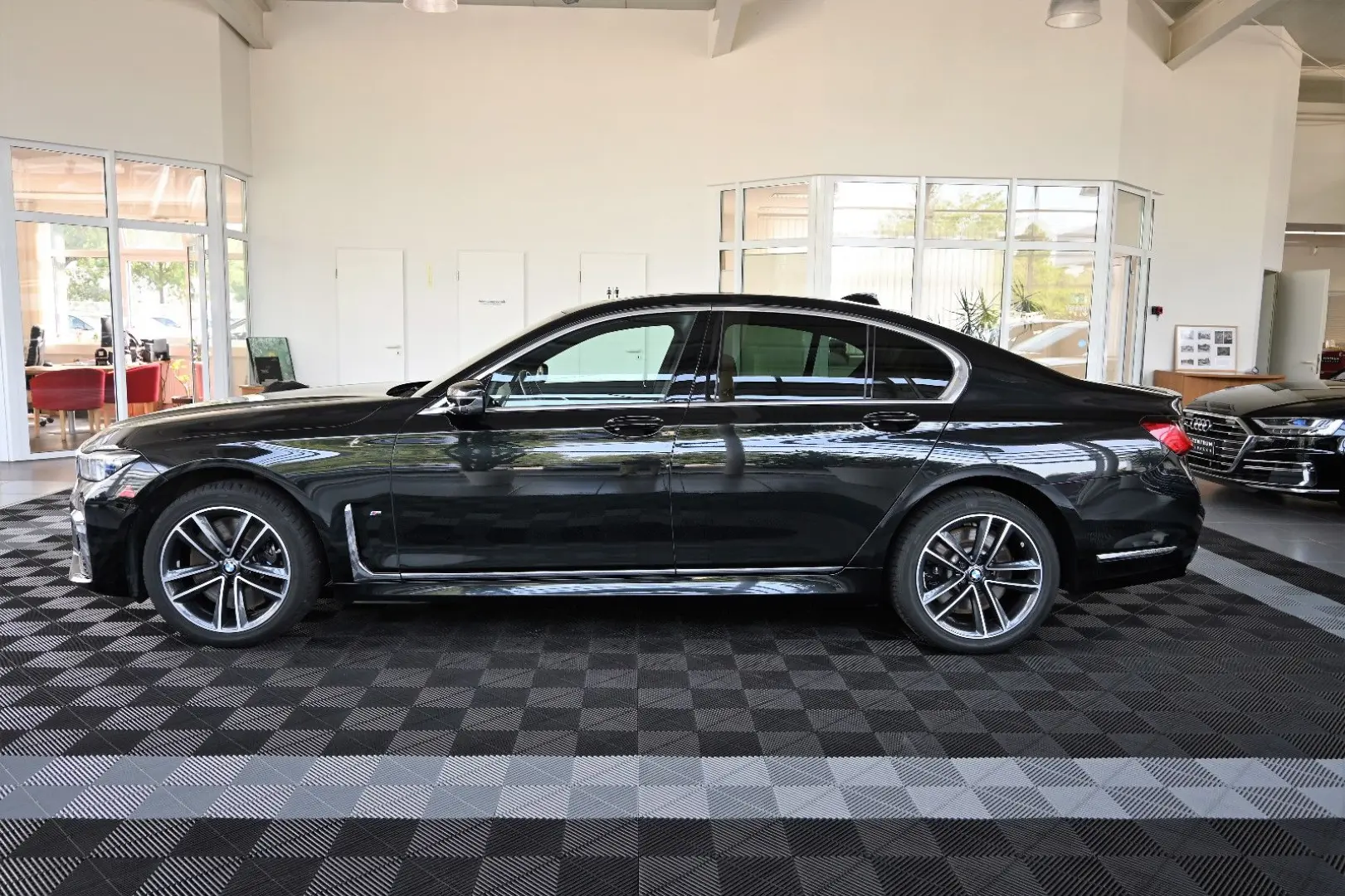 730d xDrive M-Sport Luft Laser SoftClose HUD AHK