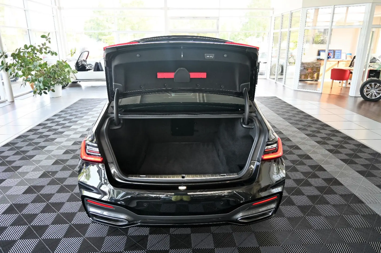 730d xDrive M-Sport Luft Laser SoftClose HUD AHK