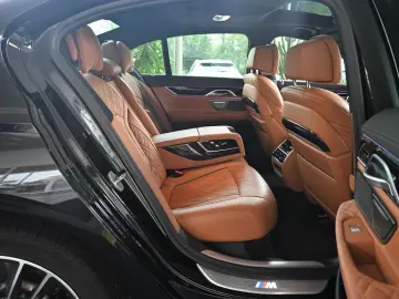 730d xDrive M-Sport Luft Laser SoftClose HUD AHK