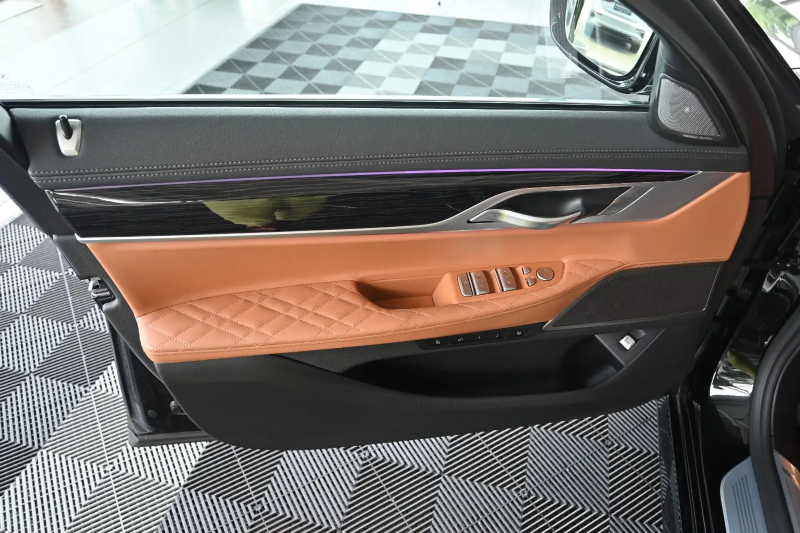 730d xDrive M-Sport Luft Laser SoftClose HUD AHK