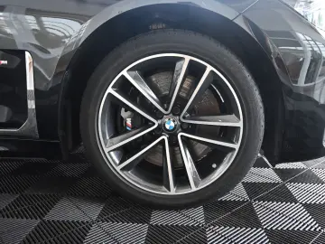 730d xDrive M-Sport Luft Laser SoftClose HUD AHK