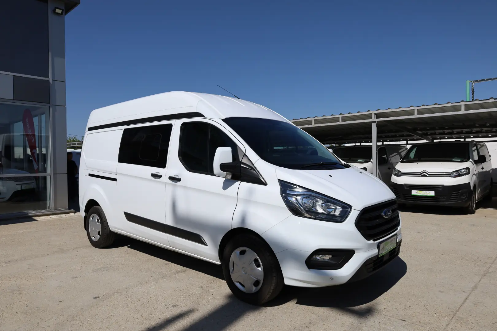 Ford Custom L2H2 2.0D 170CP  6 LOCURI
