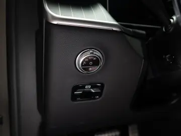 Mercedes Benz GLC 200, AMG, Burmester, Pano, LED