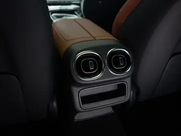Mercedes Benz GLC 200, AMG, Burmester, Pano, LED