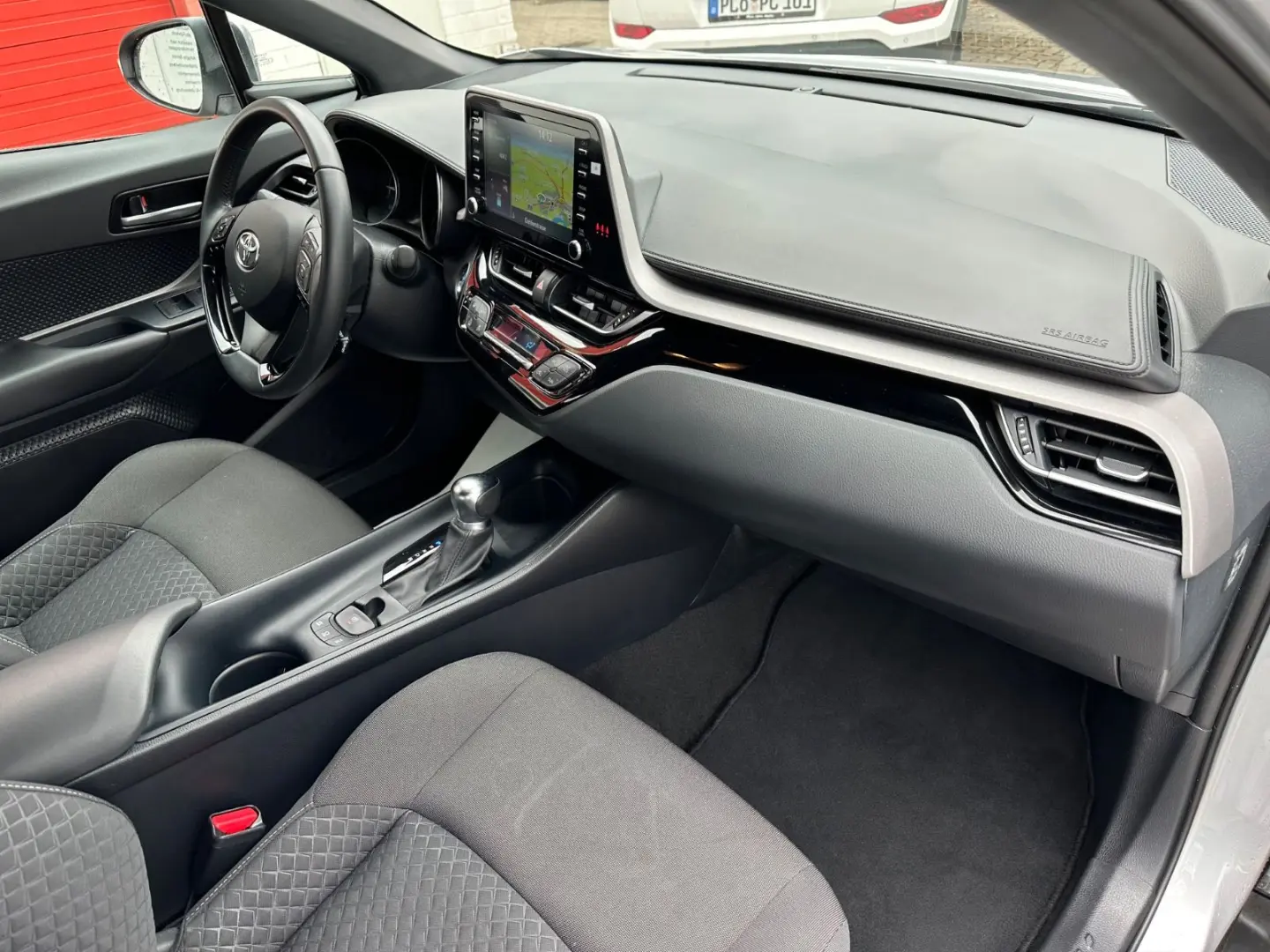 C-HR Hybrid Business Edition/NAVI/SHZ/TEMP/KAM l