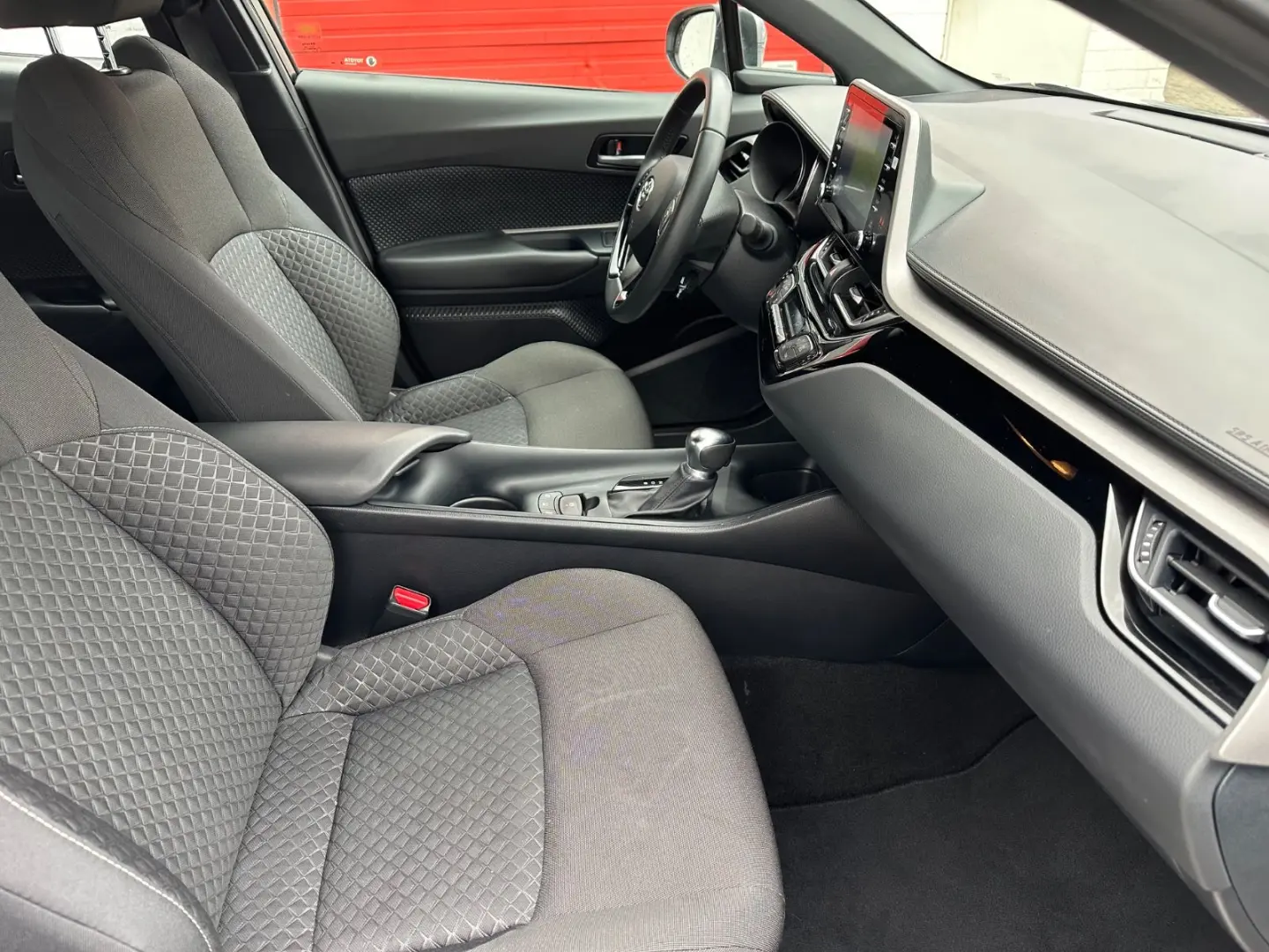 C-HR Hybrid Business Edition/NAVI/SHZ/TEMP/KAM l