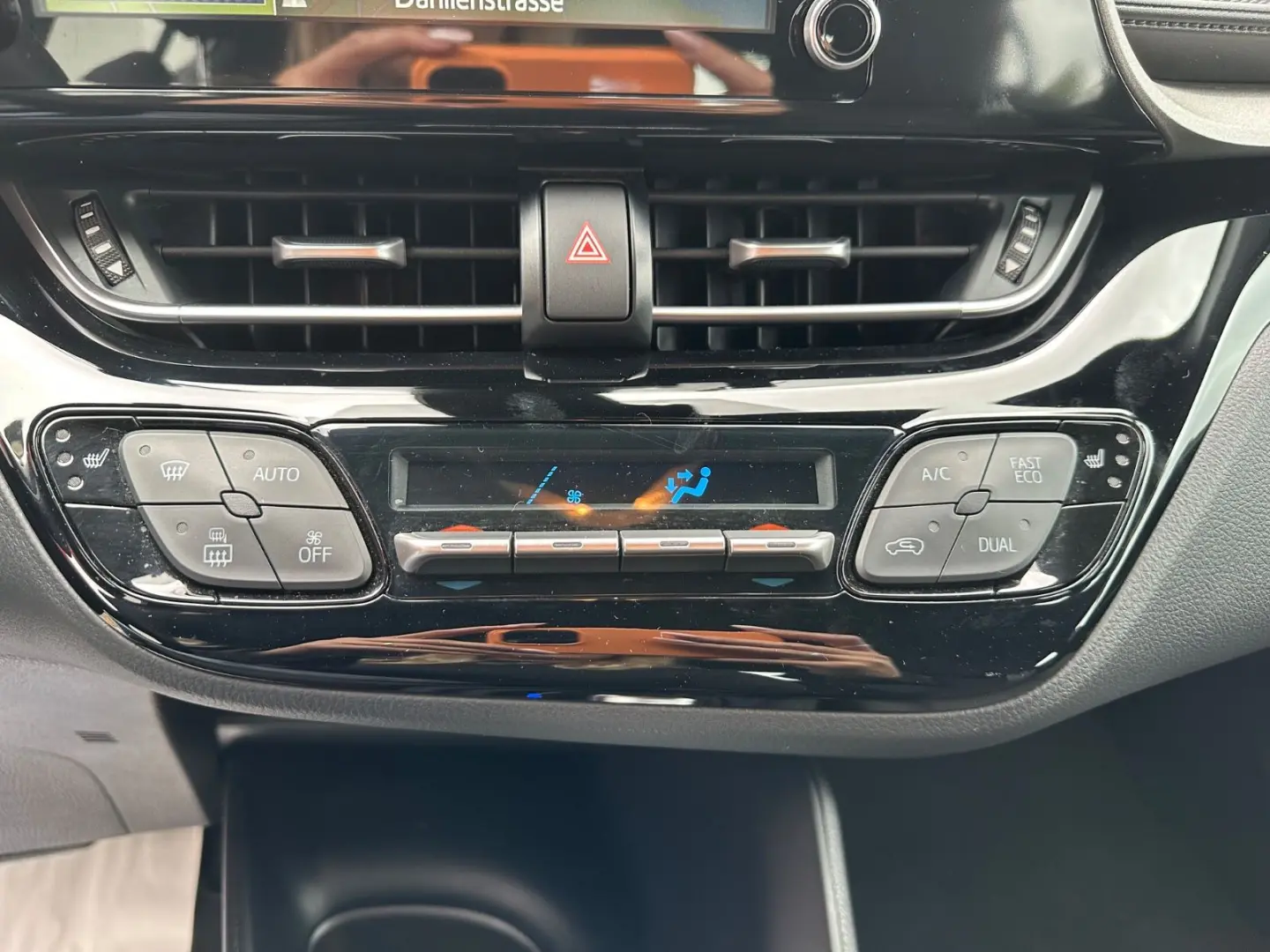 C-HR Hybrid Business Edition/NAVI/SHZ/TEMP/KAM l