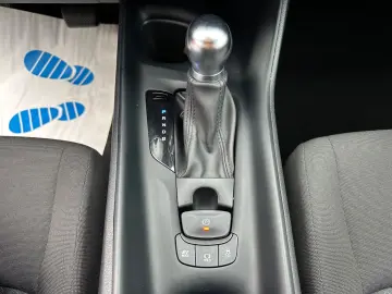 C-HR Hybrid Business Edition/NAVI/SHZ/TEMP/KAM l
