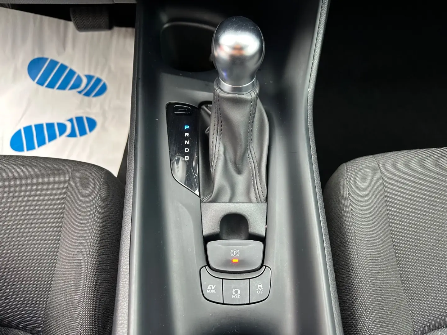 C-HR Hybrid Business Edition/NAVI/SHZ/TEMP/KAM l