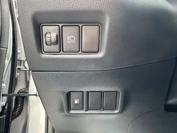 C-HR Hybrid Business Edition/NAVI/SHZ/TEMP/KAM l