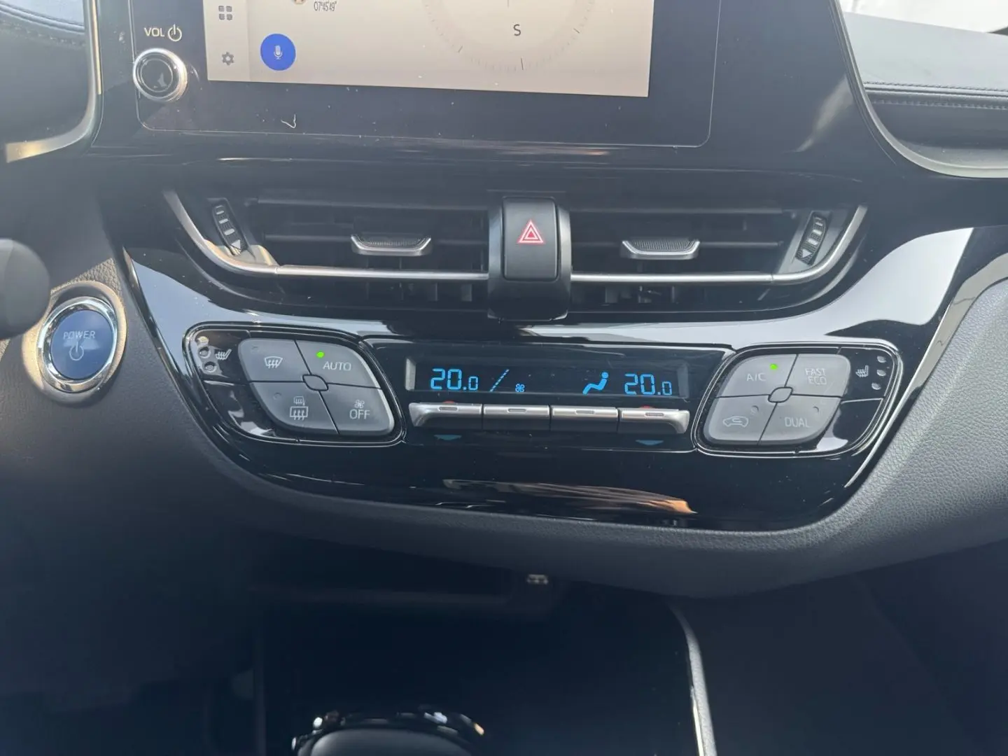 C-HR 1.8 Hybrid Team D *LED*ACC*CAM*CarPlay*TWA*