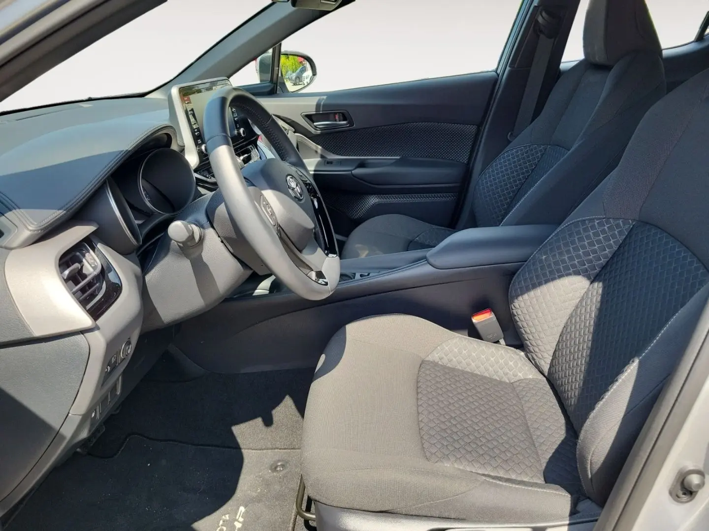 C-HR Hybrid Flow
