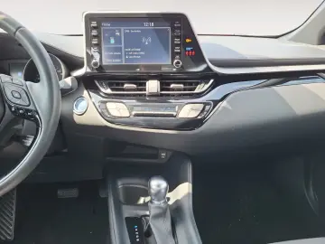 C-HR Hybrid Flow