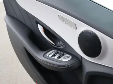 C 220 d AMG Navi LED Sitzhzg Park-Ass. 19 Zoll