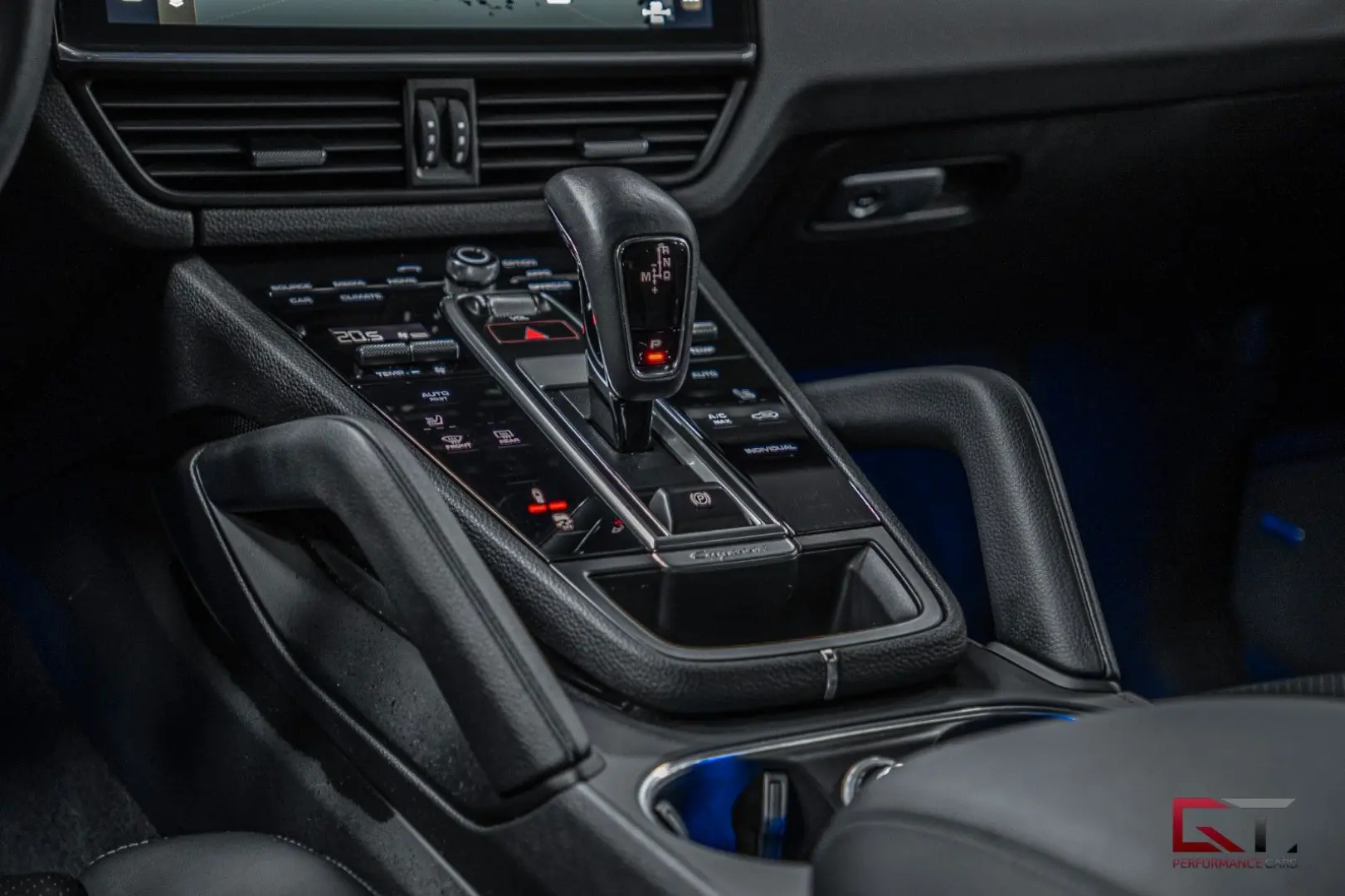 Cayenne E-Hyb Coupé PE 25%VAT SpDesign 22