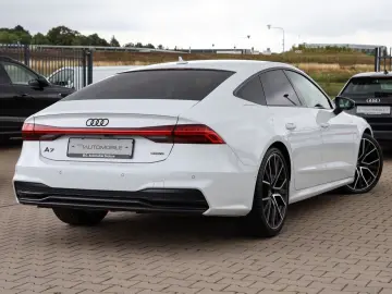 Audi A7 45 TDI quattro - S LINE