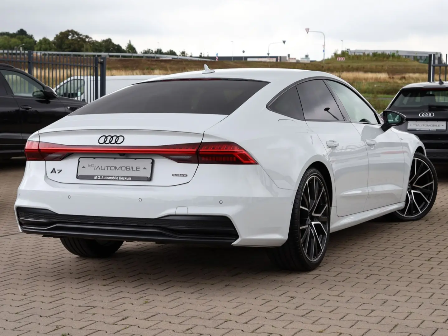 Audi A7 45 TDI quattro - S LINE