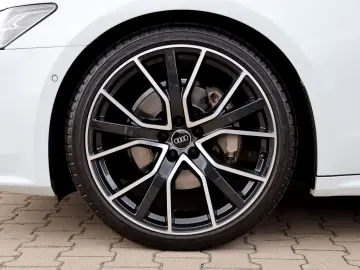 Audi A7 45 TDI quattro - S LINE