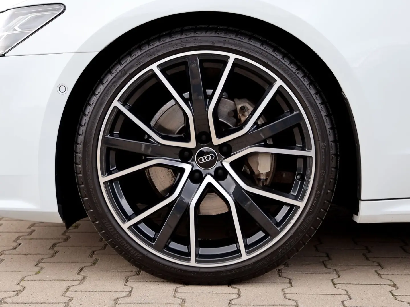 Audi A7 45 TDI quattro - S LINE