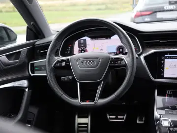 Audi A7 45 TDI quattro - S LINE