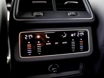 Audi A7 45 TDI quattro - S LINE