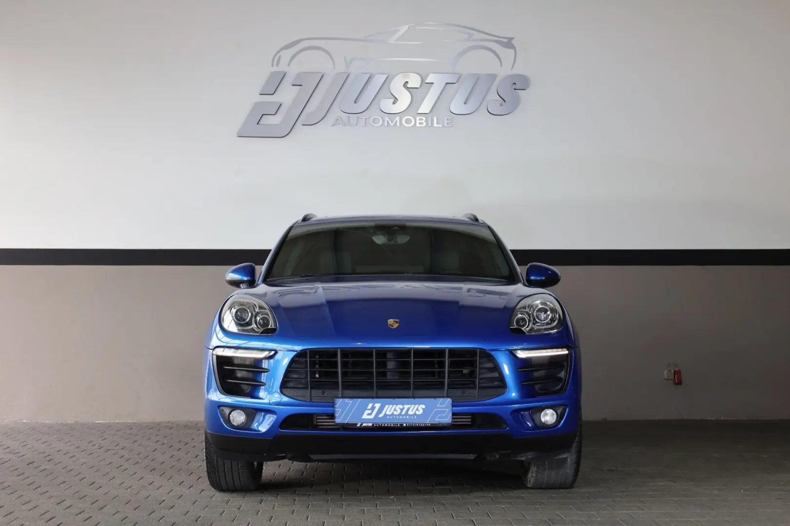 Macan 2.0 AWD/4xSHZ/SBL/AHK/PANO/BOSÉ/TOTW/R19