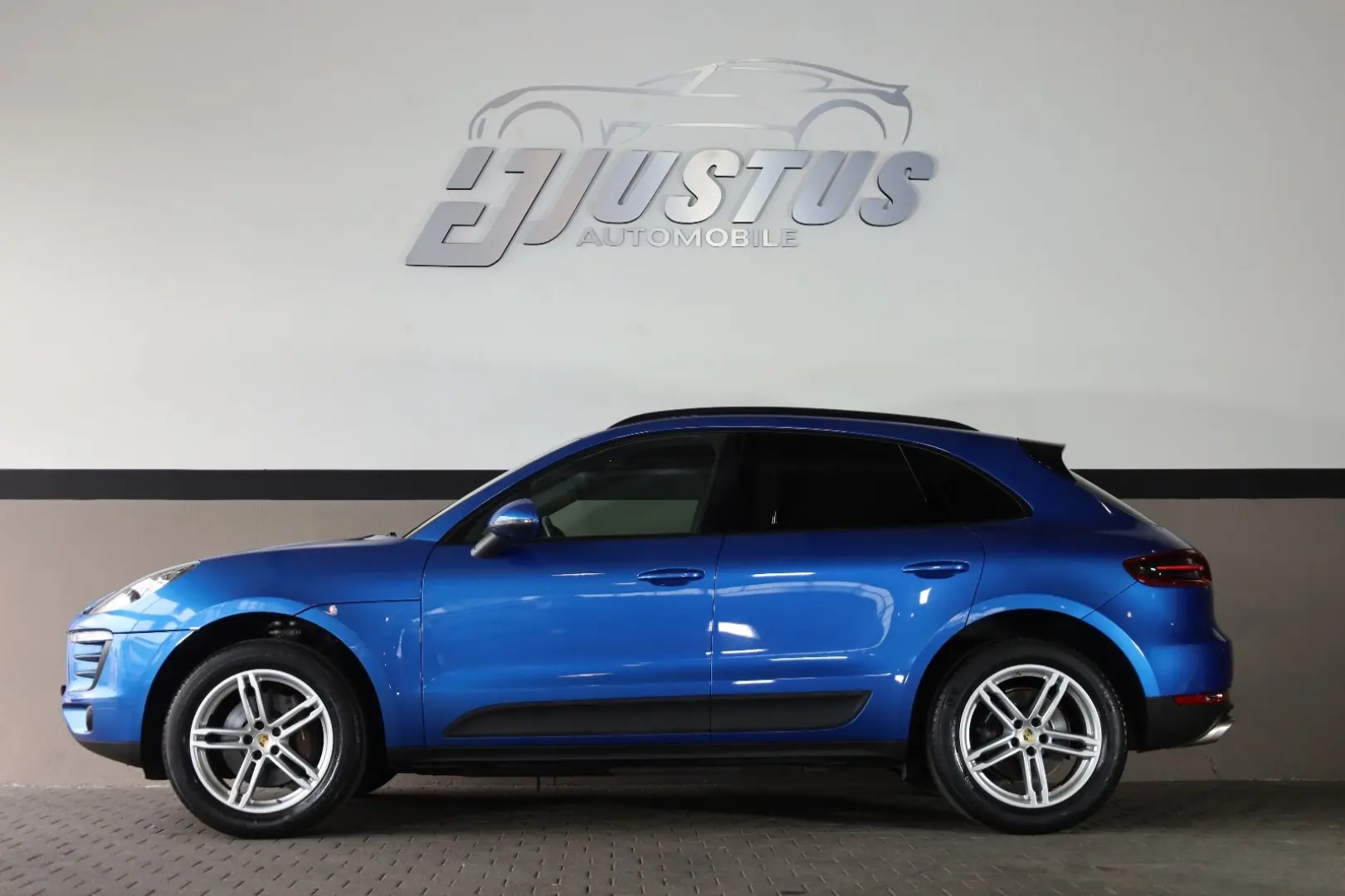 Macan 2.0 AWD/4xSHZ/SBL/AHK/PANO/BOSÉ/TOTW/R19