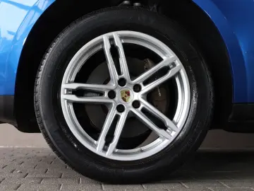 Macan 2.0 AWD/4xSHZ/SBL/AHK/PANO/BOSÉ/TOTW/R19