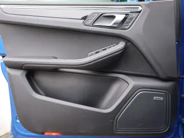 Macan 2.0 AWD/4xSHZ/SBL/AHK/PANO/BOSÉ/TOTW/R19