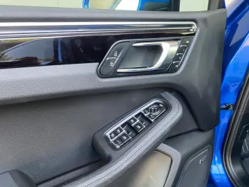 Macan Chrono Plus//Bose//Panorama
