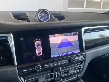 Macan Chrono Plus//Bose//Panorama