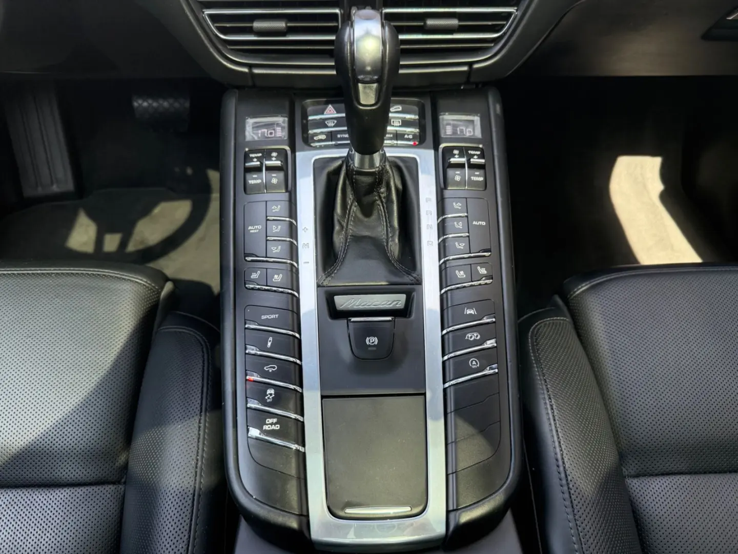 Macan S/Burmester/PANO/18-Wege/SAGA/Sport-Design