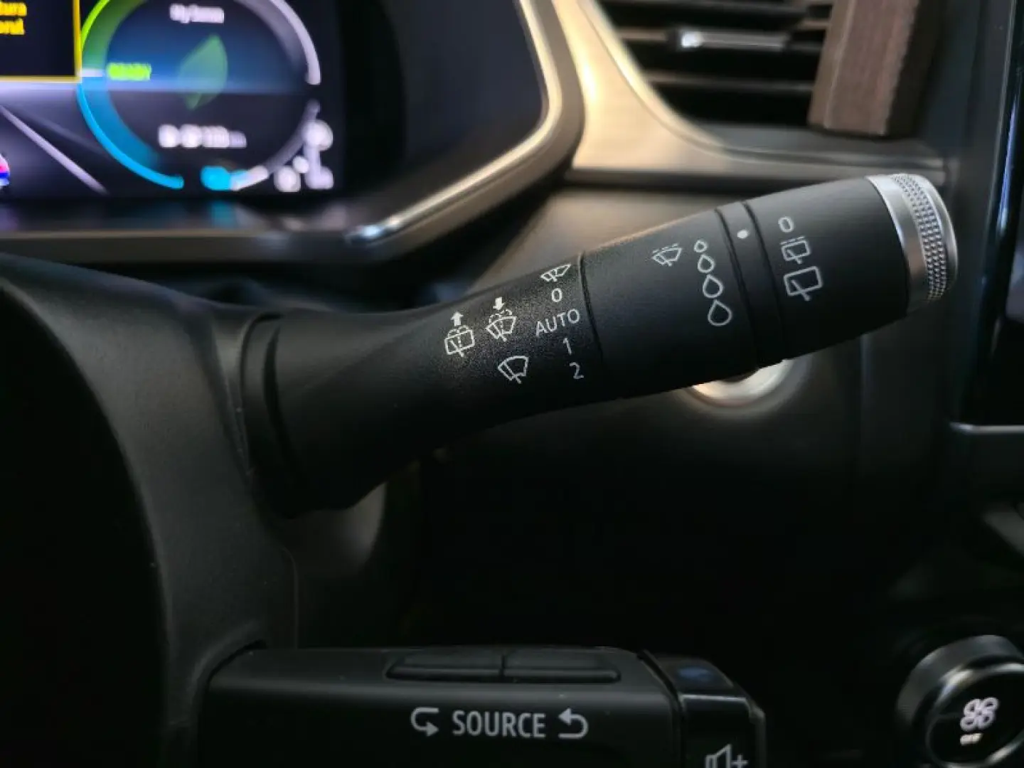 RENAULT CAPTUR 1.6 E-Tech 160CP Intens Plug-In