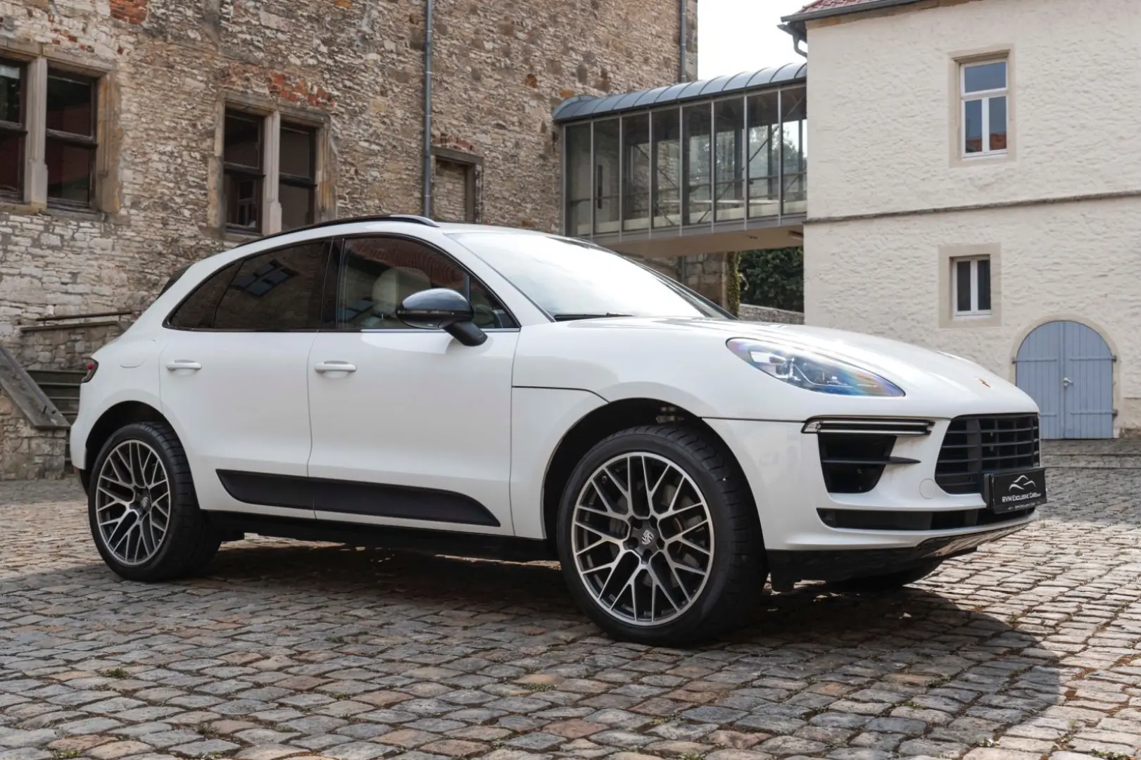 Macan S BOSE LED KAM CHRONO PANO CARPLAY