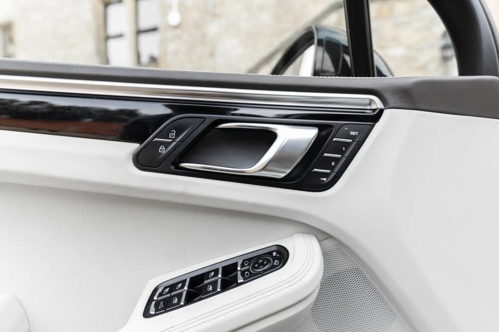 Macan S BOSE LED KAM CHRONO PANO CARPLAY