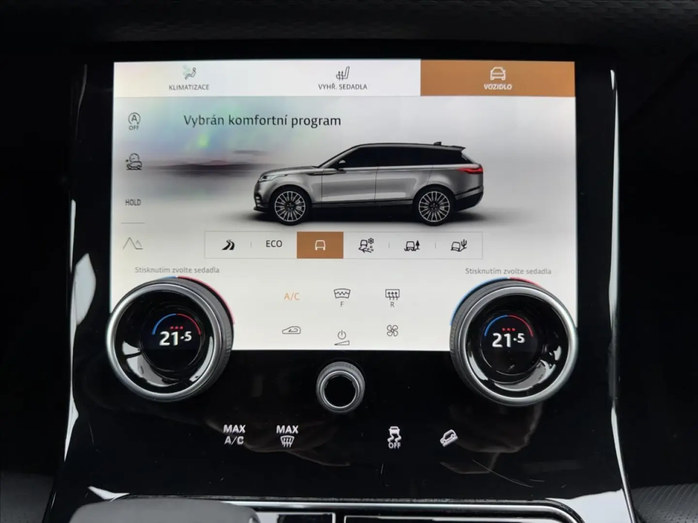 Range Rover Velar D200 R-DYNAMIC SE DPH ZÁRUKA